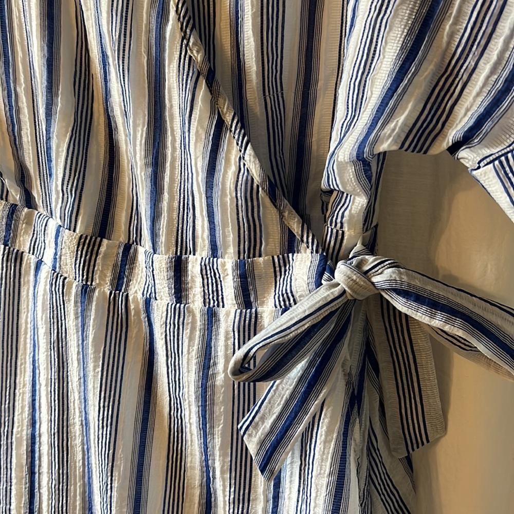 Spring wrap dress - Picture 3 of 4